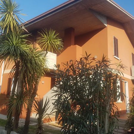 Отель La Casa Di Rivo Дезенцано-дель-Гарда Экстерьер фото